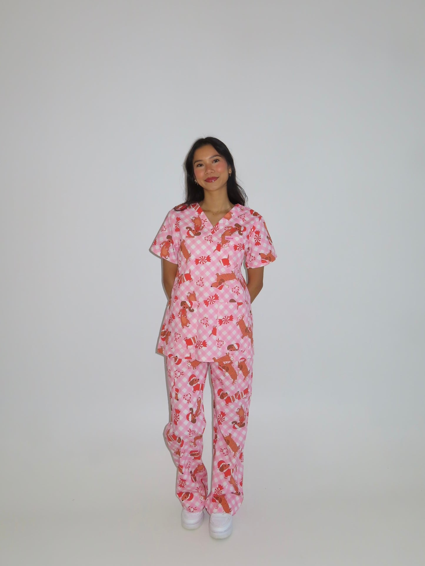 HAPPY PAWLIDAY SCRUB SET (PRE-ORDER! Estimate Shipping: mid-end November)